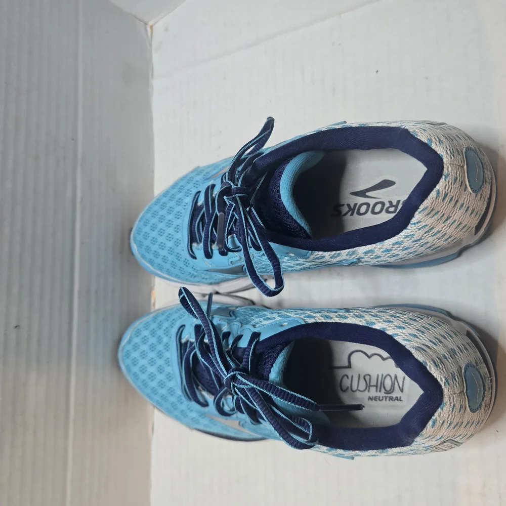 Women‎ Blue and White Shoes